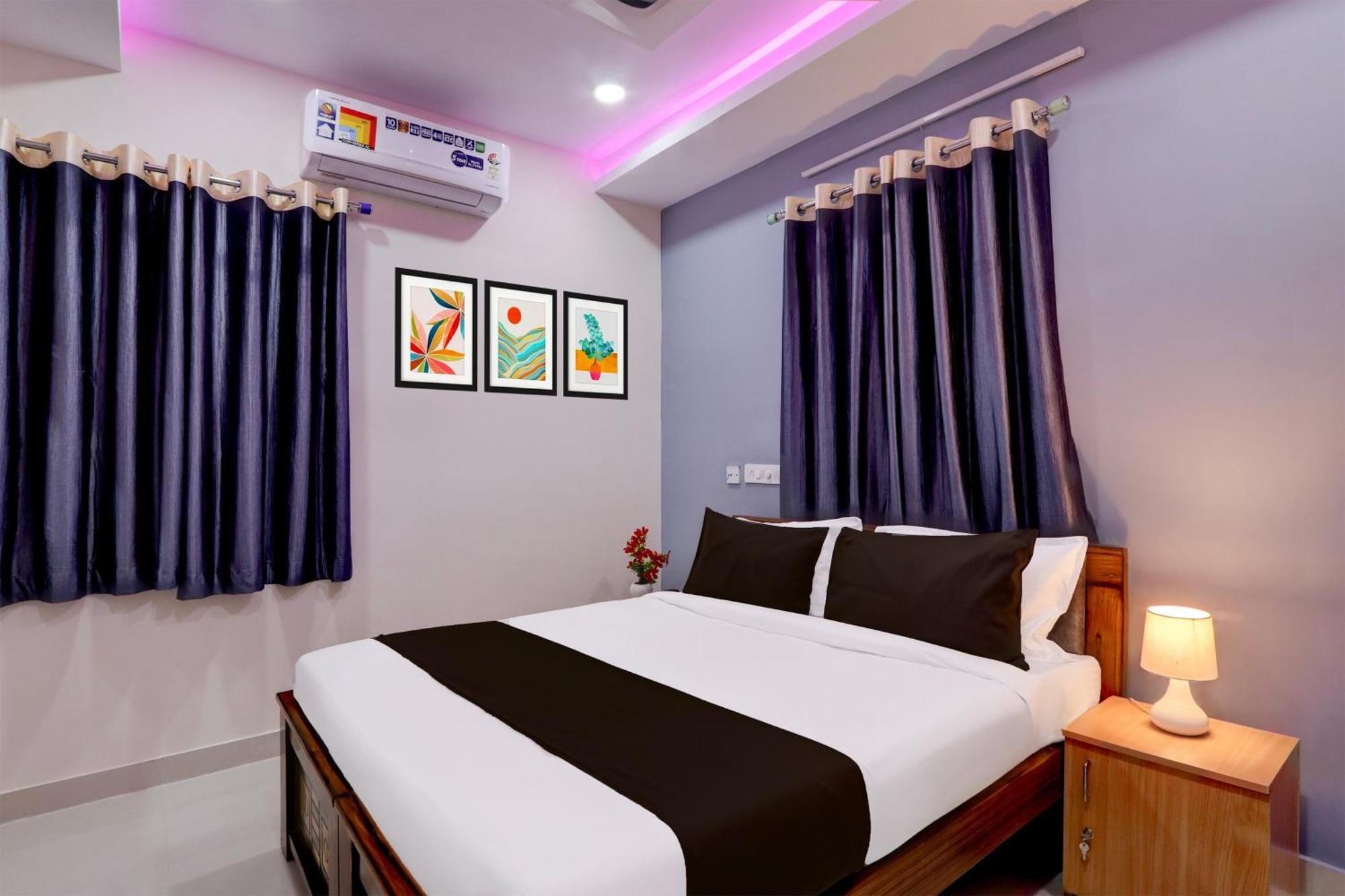 Super Townhouse Nanak Ram Guda Near Waverock Sez Hyderabad Eksteriør bilde